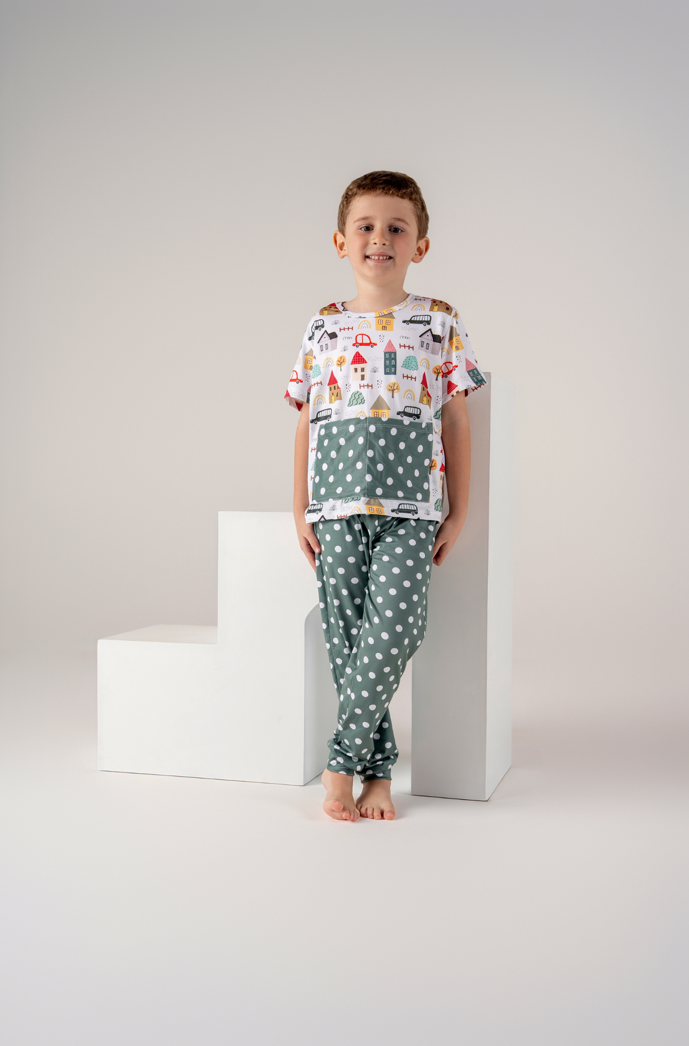Conjunto Infantil Camiseta Manga Curta e Calça Estação Central