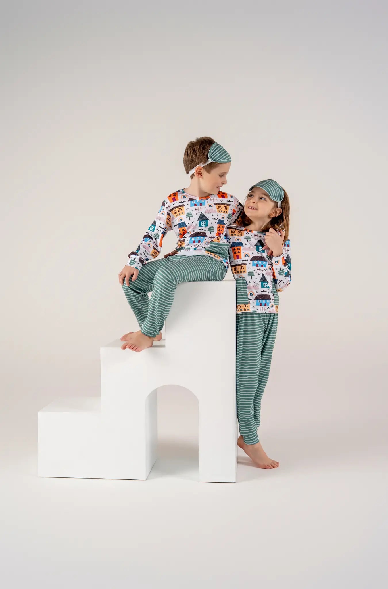 Conjunto Infantil Manga Longa e Calça Bairro da Melancia Voilá | Feitas para dormir, perfeitas para brincar