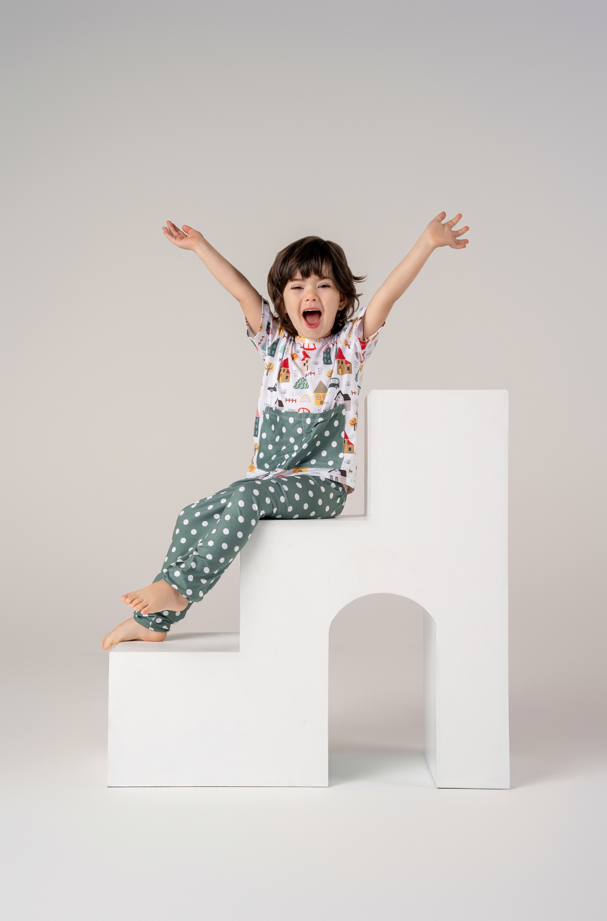 Conjunto Infantil Camiseta Manga Curta e Calça Estação Central