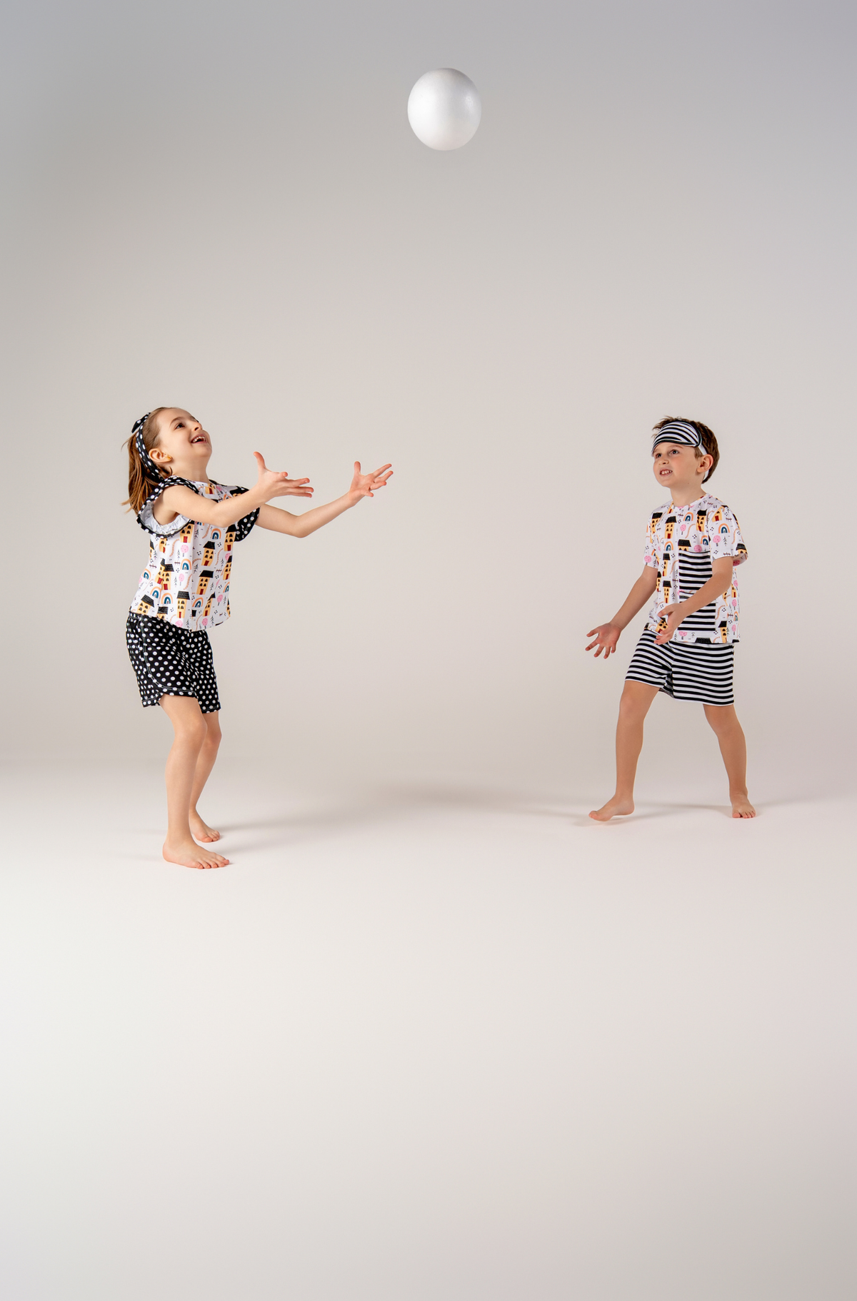 Conjunto Infantil Blusinha com Babado e Short Rua de Verão