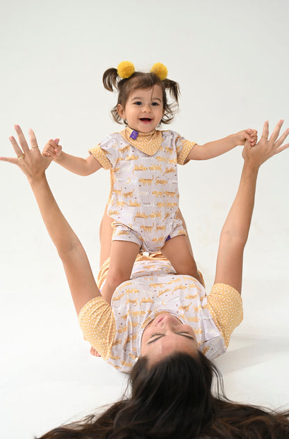 Tip Top Bebê Manga Curta Pequena Fera