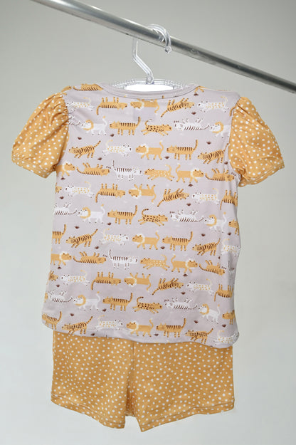 Conjunto Infantil Manga Curta Bela Fera