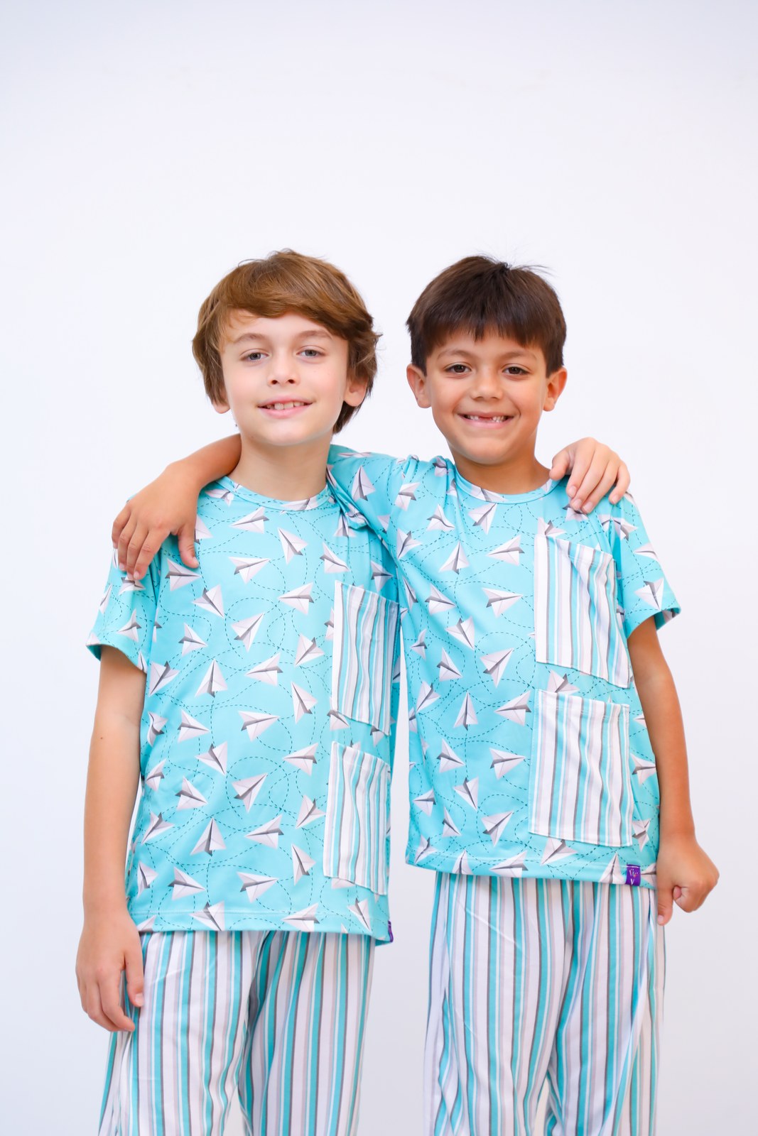 Conjunto Pijama Infantil Avião de Papel