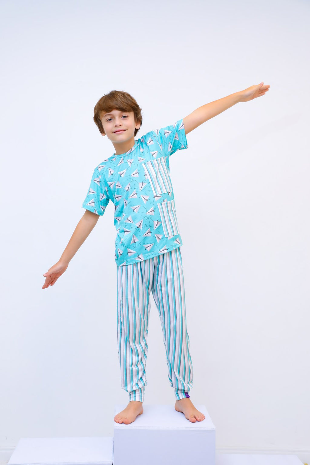 Conjunto Pijama Infantil Avião de Papel